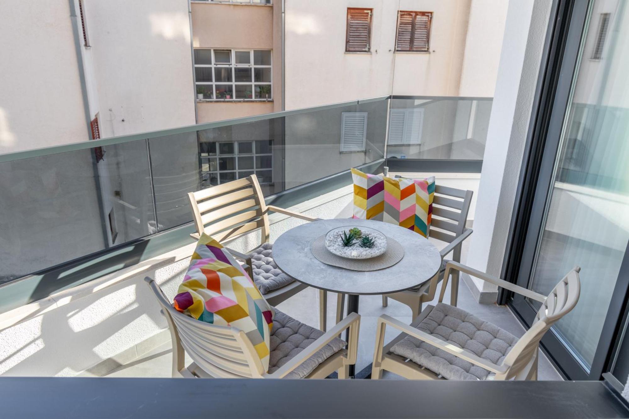 Lux Apartment Aleo Makarska Eksteriør billede
